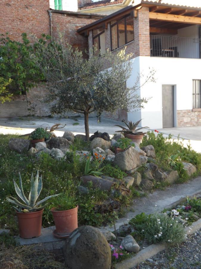 Domus Amica Bed & Breakfast Lu (Piedmont) Dış mekan fotoğraf